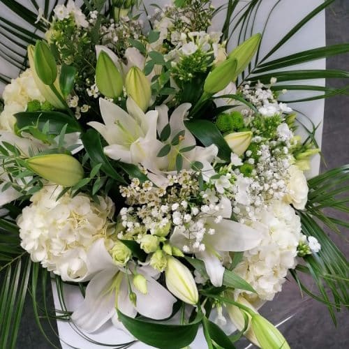 Folie blanche bouquet romantique