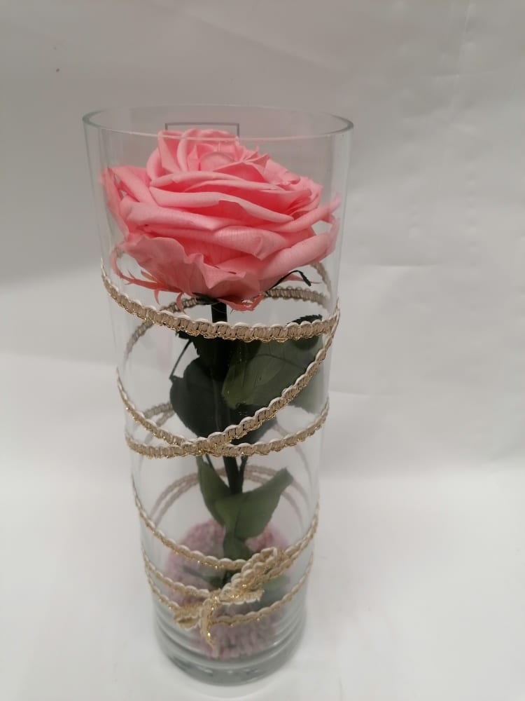 Vase rose éternelle - Chaumont, Les Fleurs - Artisan fleuriste livraison  Bordeaux et alentours